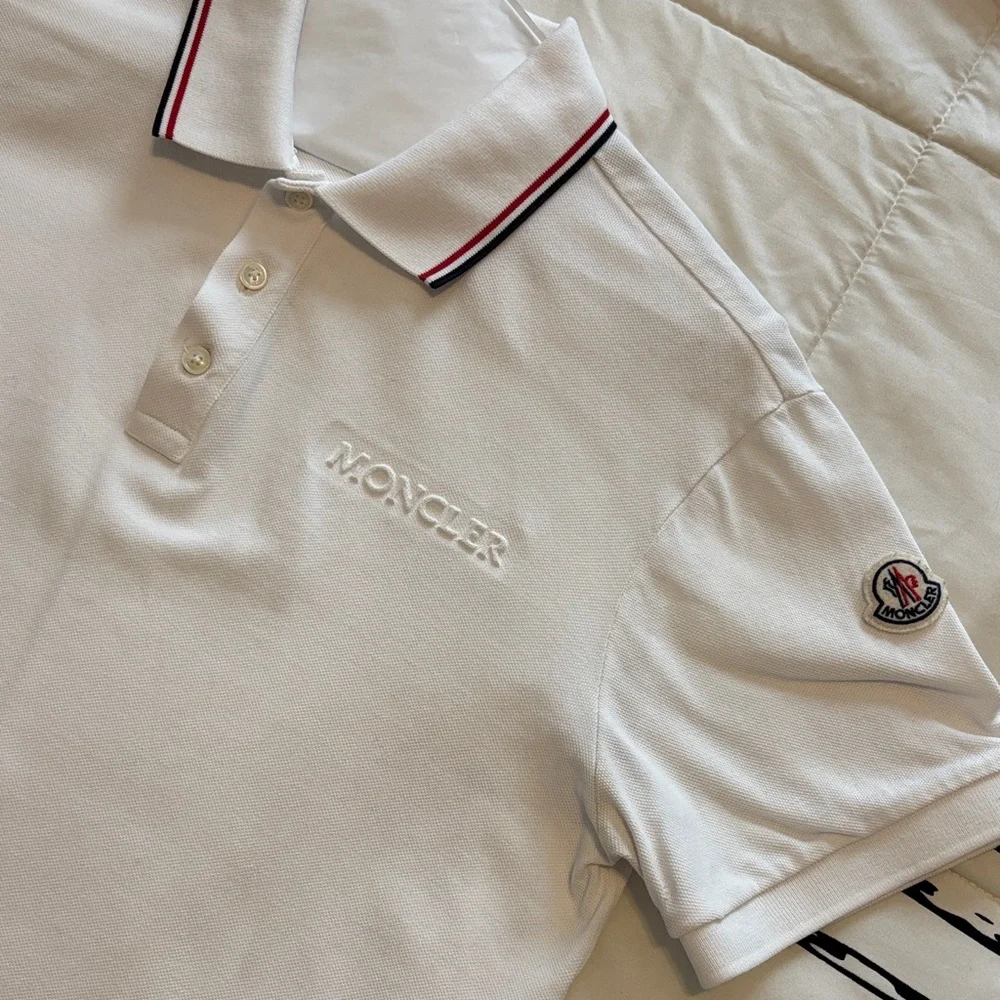 Moncler Classic White Polo with Logo - Picture 3 of 6